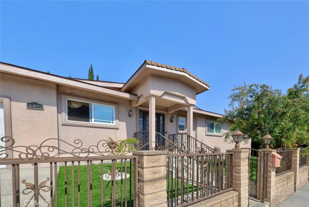 6415 Varna Avenue Van Nuys, CA 91401