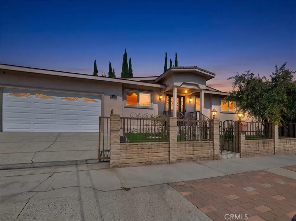 6415 Varna Avenue Van Nuys, CA 91401
