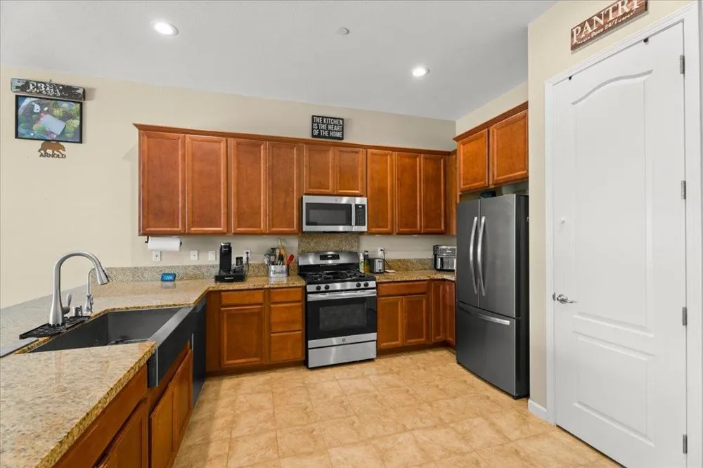 503 Cobalt Drive Hollister, CA 95023