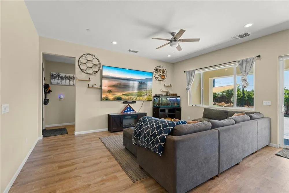 503 Cobalt Drive Hollister, CA 95023