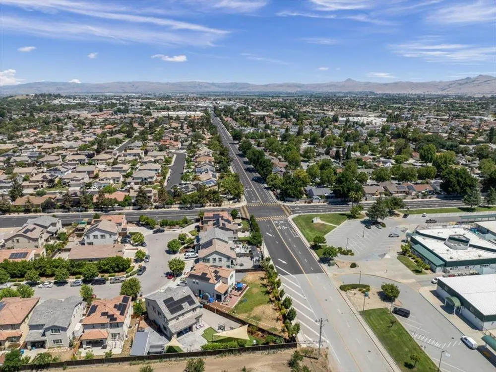 503 Cobalt Drive Hollister, CA 95023