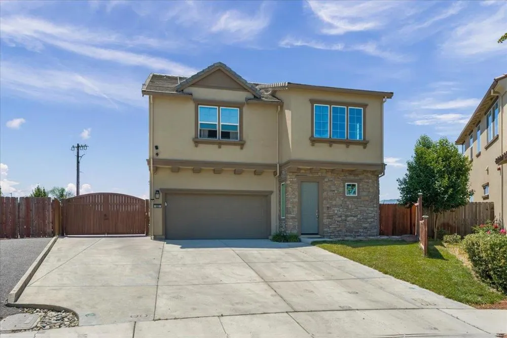 503 Cobalt Drive Hollister, CA 95023