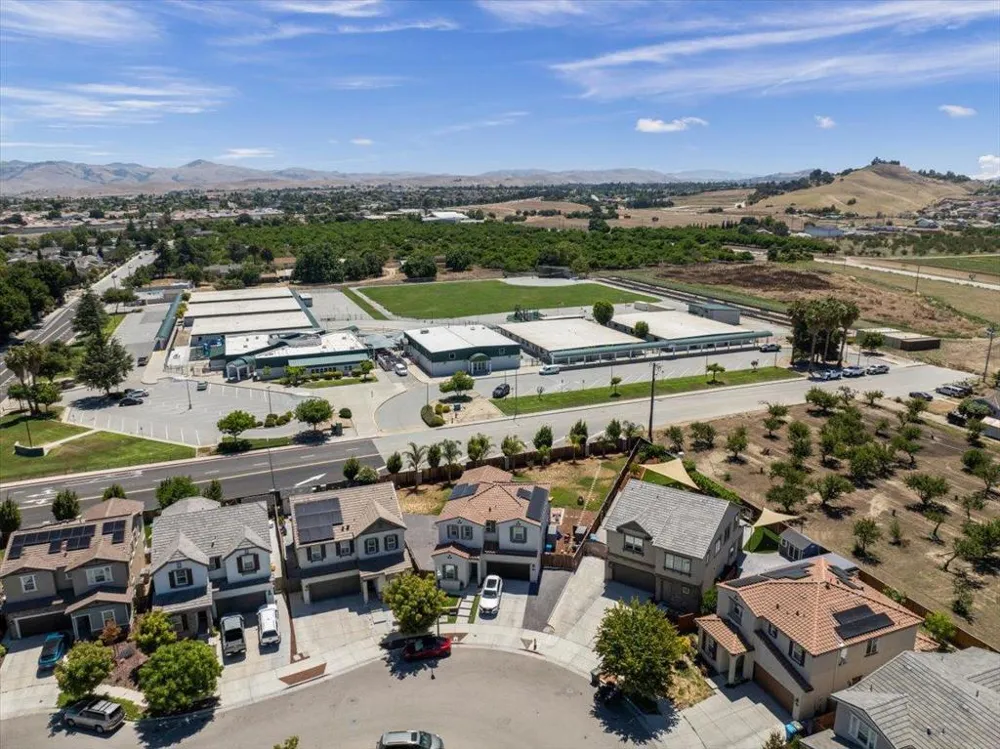 503 Cobalt Drive Hollister, CA 95023