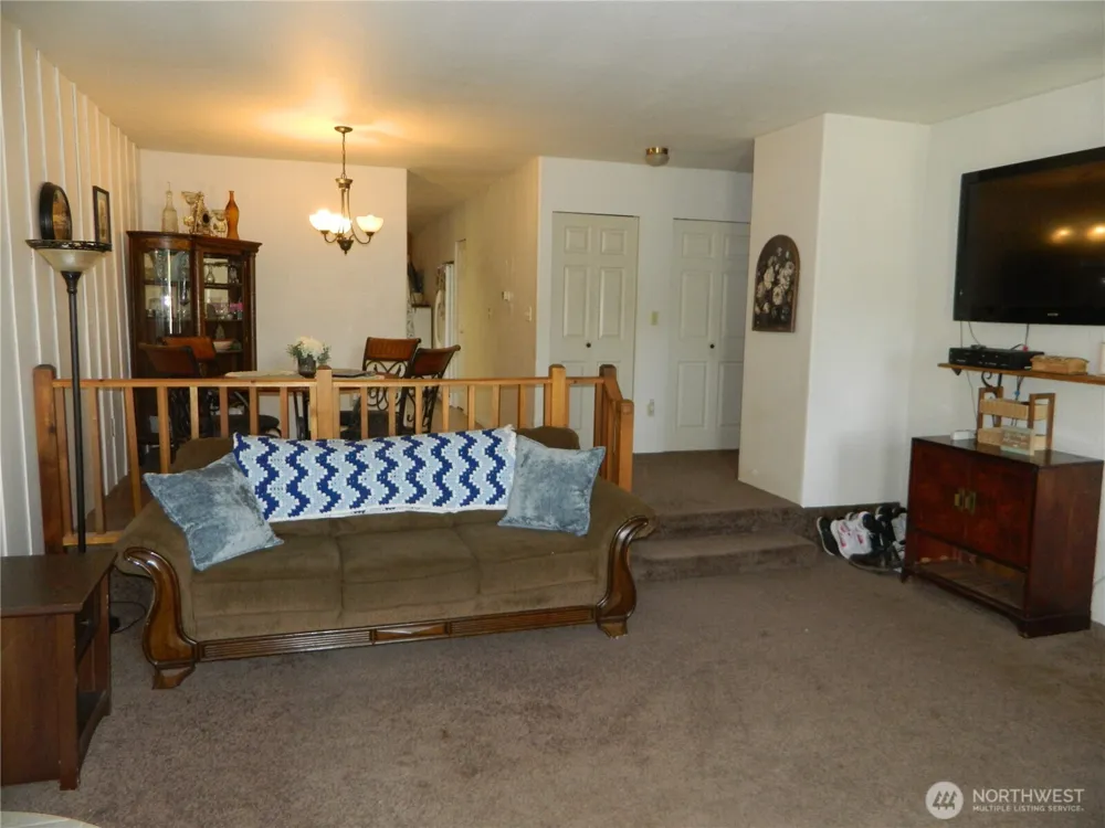 16 Orchard Loop S Tonasket, WA 98855