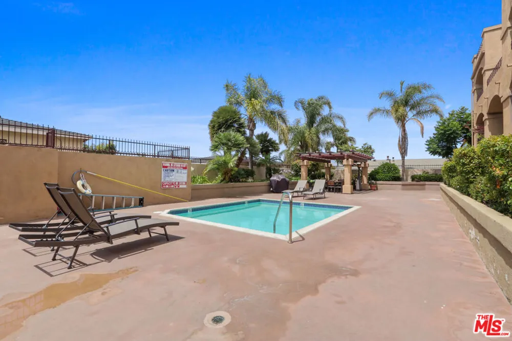 1775 Ohio Avenue #110 Long Beach, CA 90804