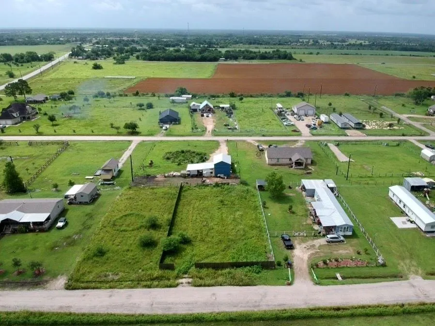 1063 Fm 2919 Road Kendleton, TX 77417