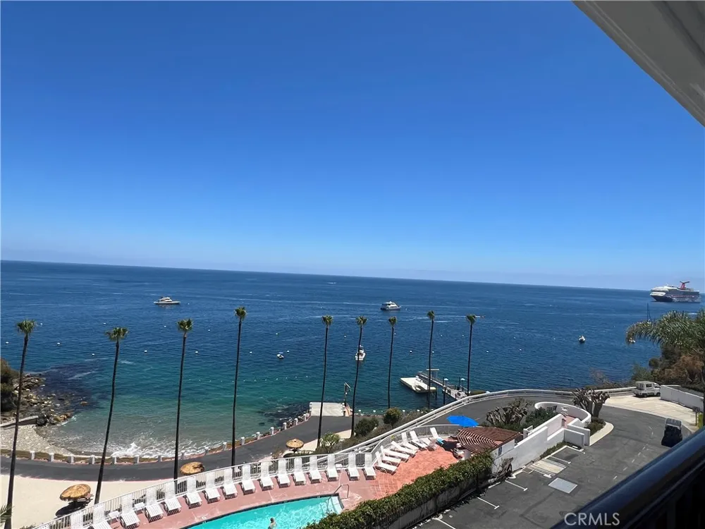 53 Camino De Flores Avalon, CA 90704