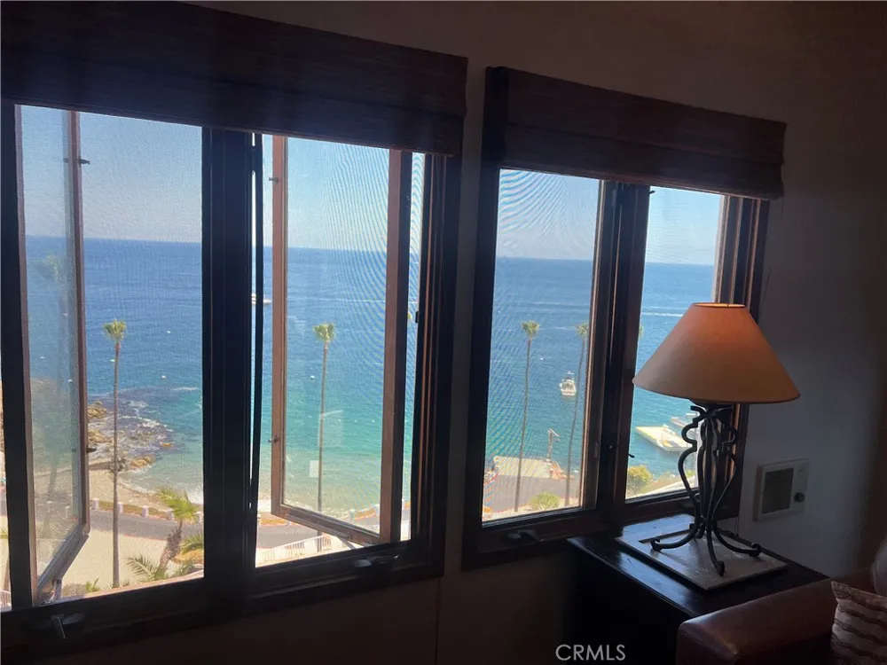 53 Camino De Flores Avalon, CA 90704