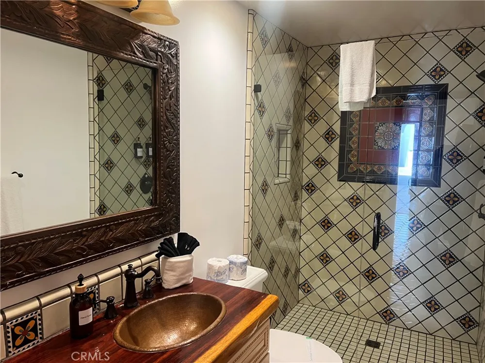 53 Camino De Flores Avalon, CA 90704