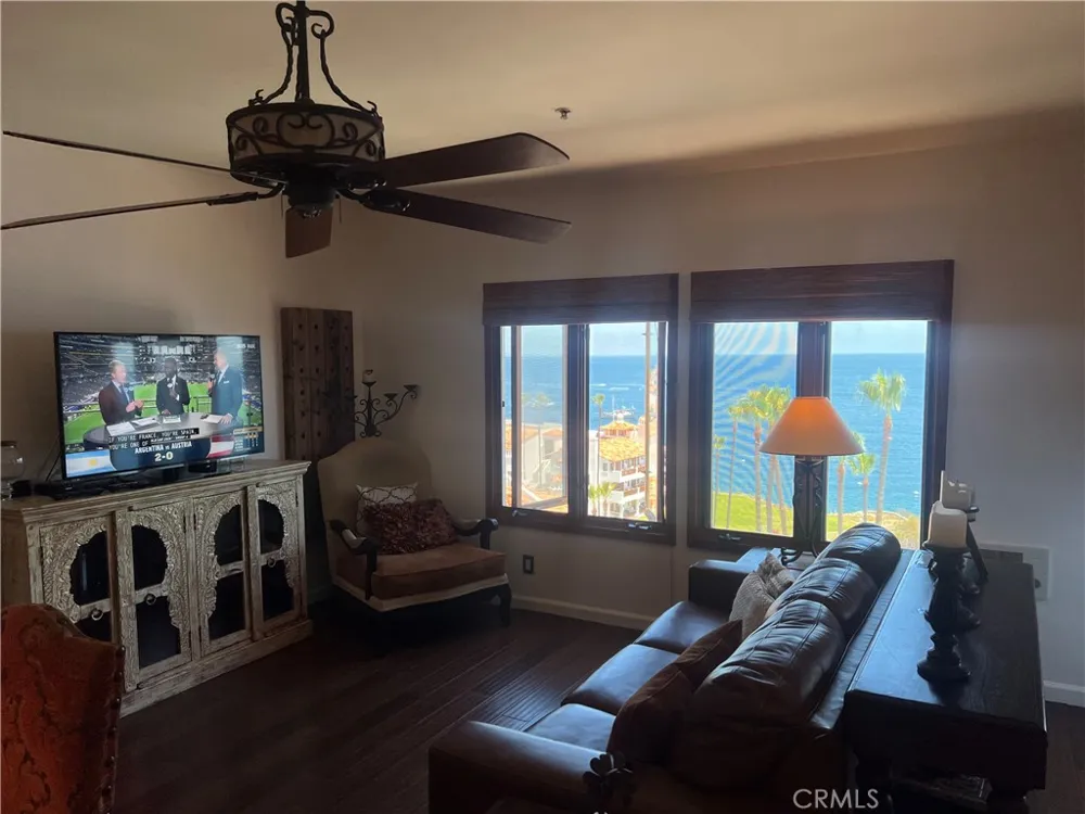 53 Camino De Flores Avalon, CA 90704