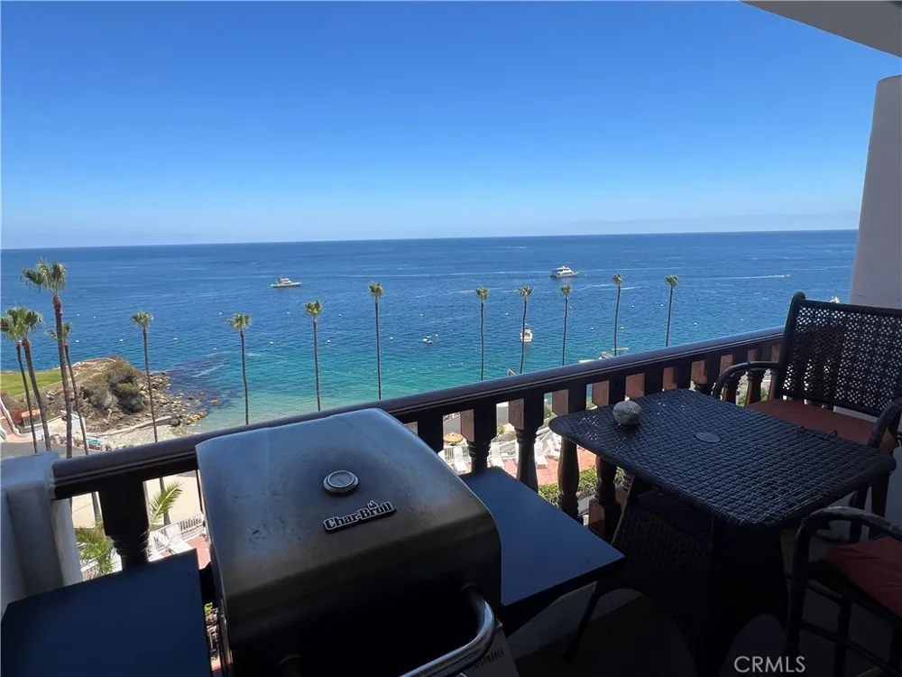 53 Camino De Flores Avalon, CA 90704