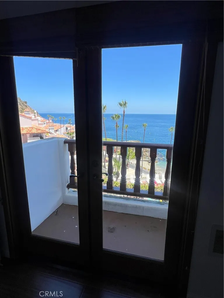 53 Camino De Flores Avalon, CA 90704