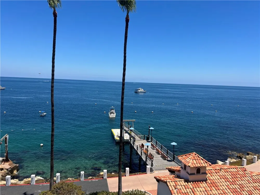 53 Camino De Flores Avalon, CA 90704