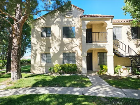 2554 Olive Drive #10
