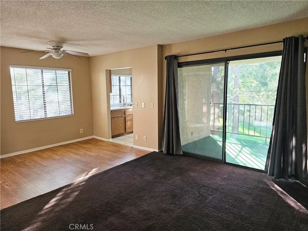 2554 Olive Drive #10 Palmdale, CA 93550
