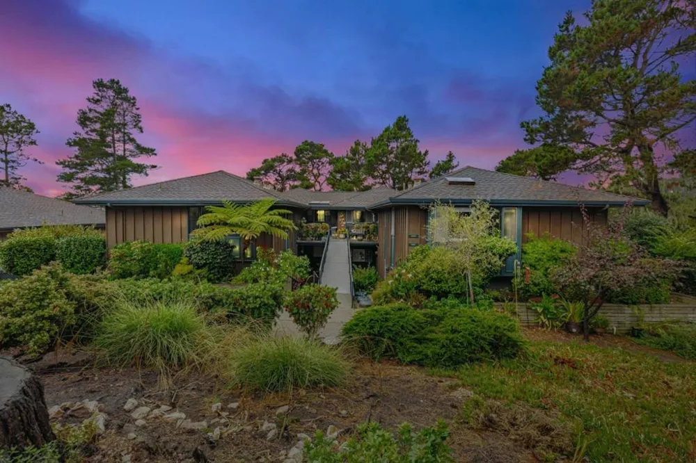 31 Del Mesa Carmel Carmel, CA 93923
