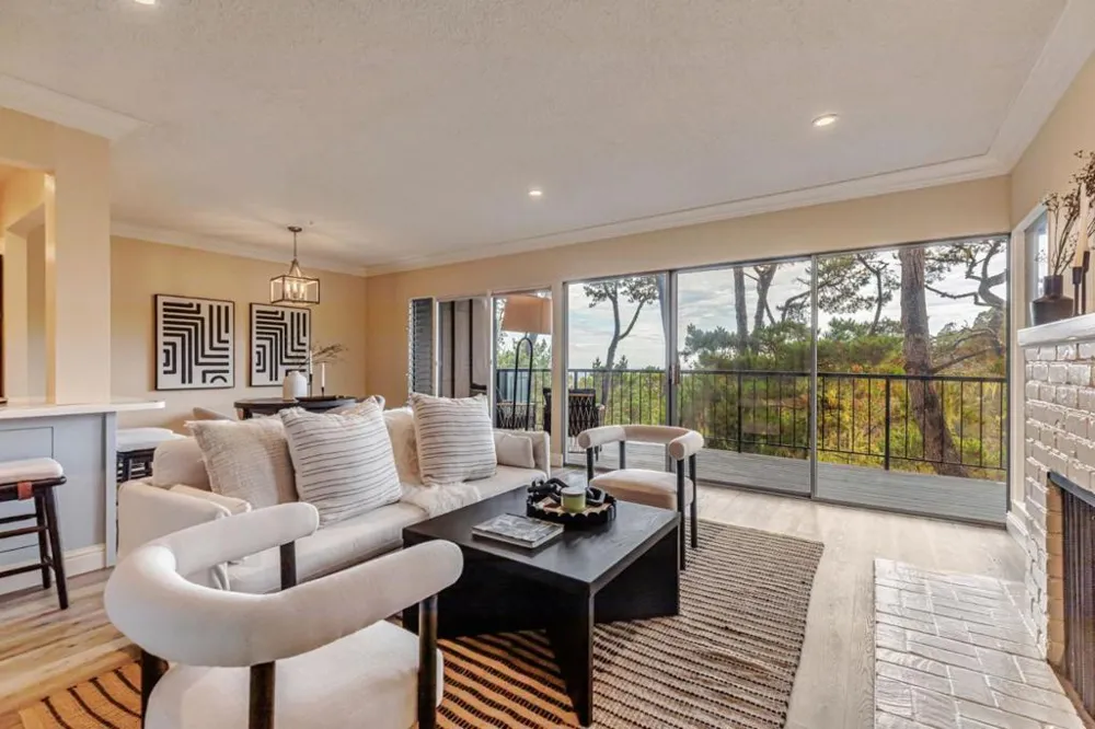 31 Del Mesa Carmel Carmel, CA 93923