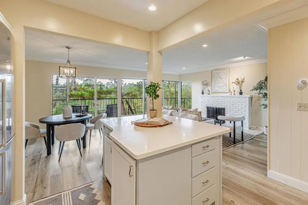 31 Del Mesa Carmel Carmel, CA 93923