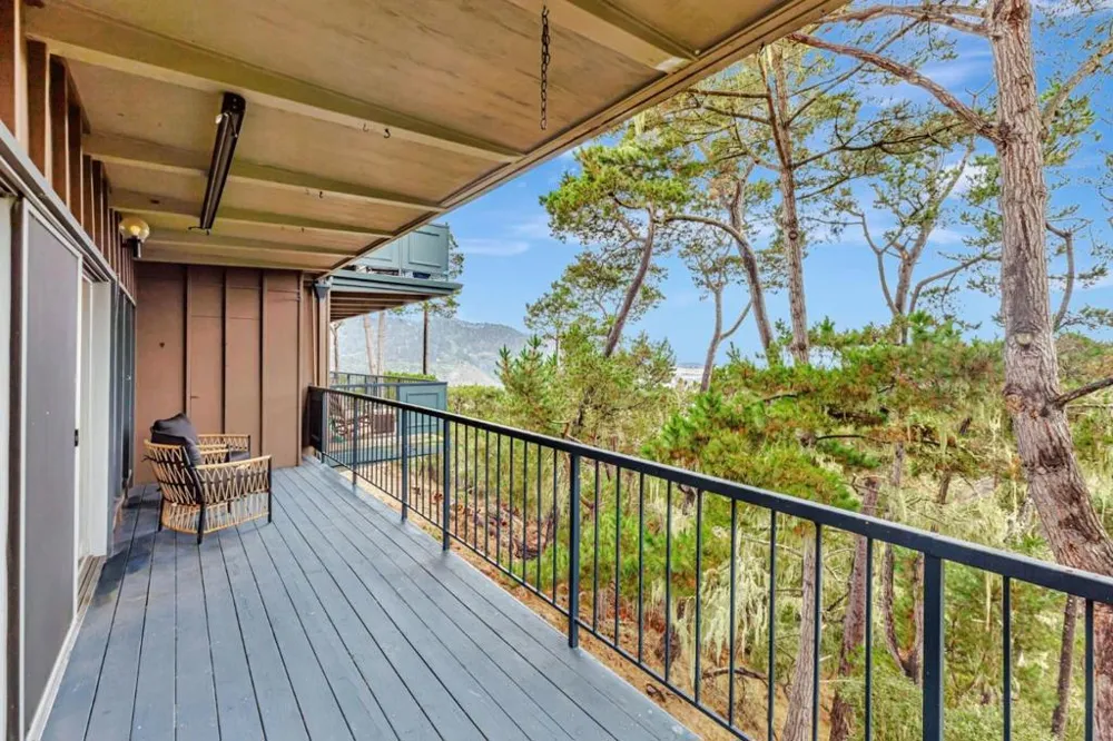 31 Del Mesa Carmel Carmel, CA 93923