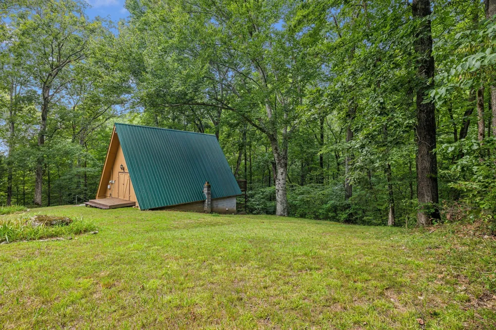 111 Mud Hill Rd Dover, TN 37058