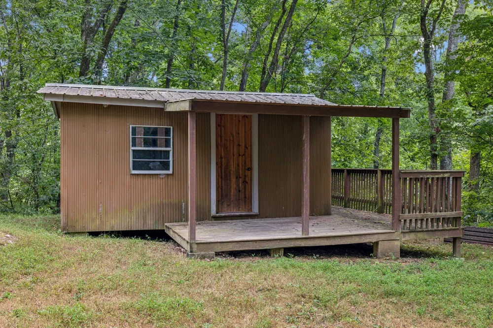111 Mud Hill Rd Dover, TN 37058