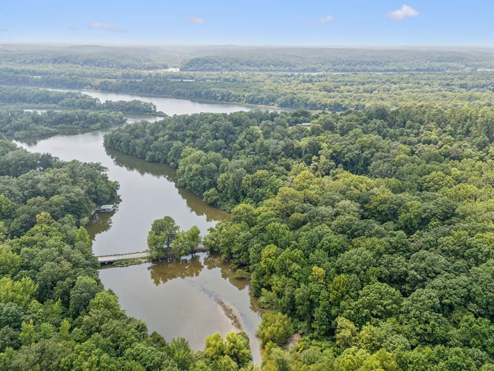 111 Mud Hill Rd Dover, TN 37058