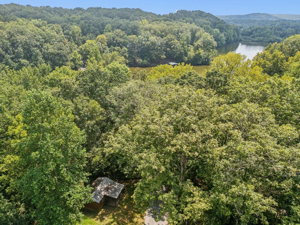 111 Mud Hill Rd Dover, TN 37058
