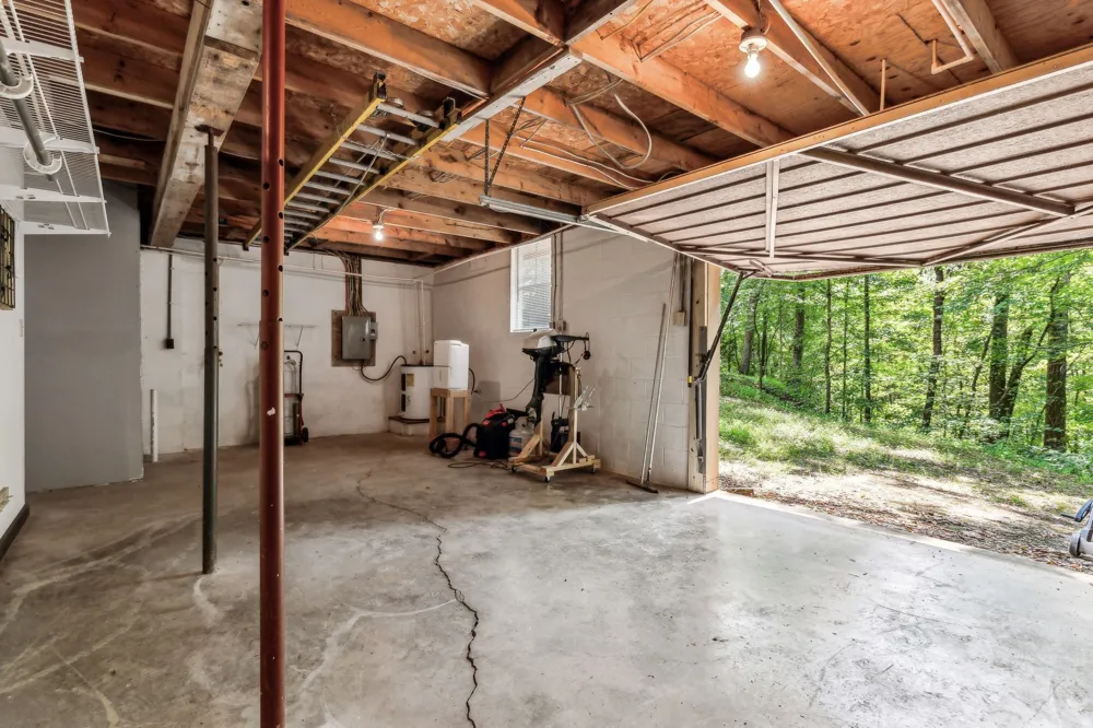 111 Mud Hill Rd Dover, TN 37058