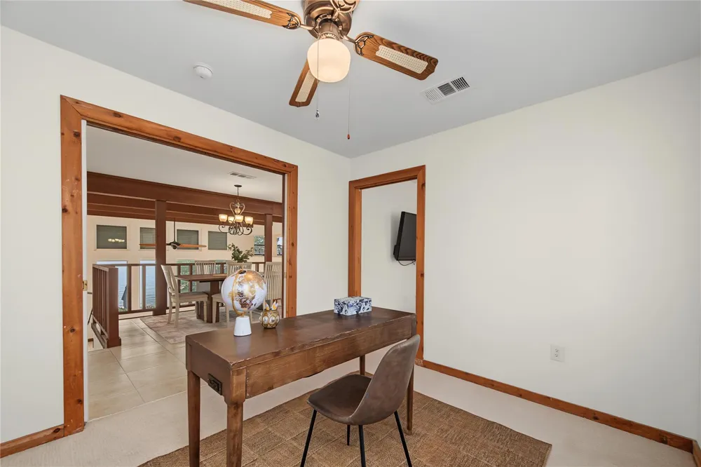 804 Bay Avenue Kemah, TX 77565