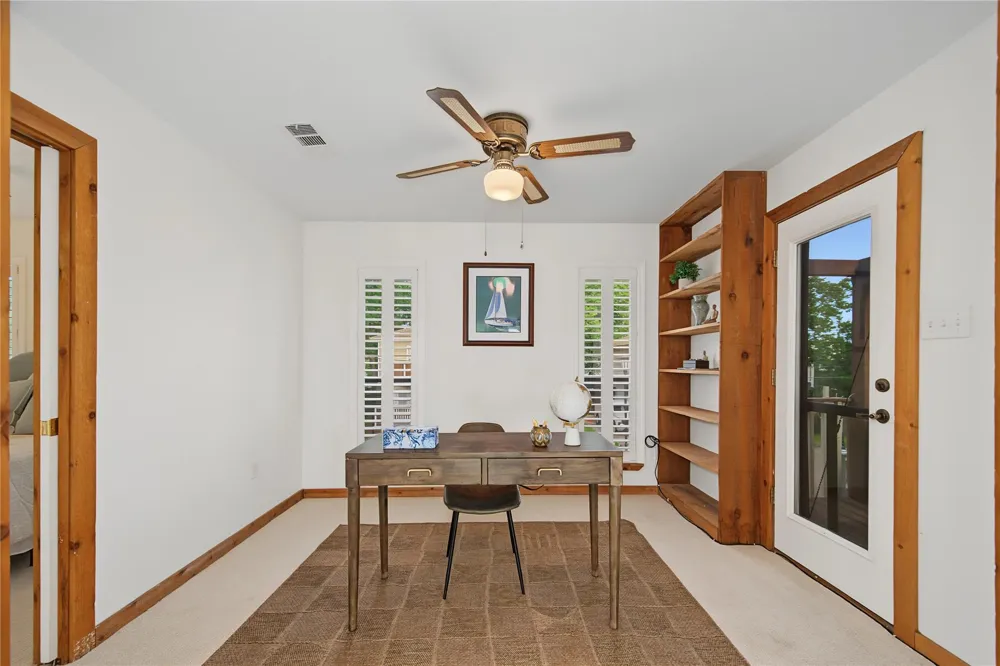 804 Bay Avenue Kemah, TX 77565