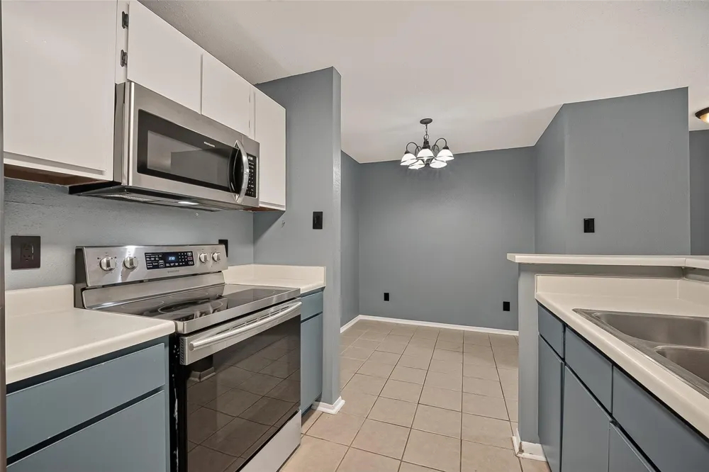 18800 Egret Bay Blvd Boulevard #503 Webster, TX 77058