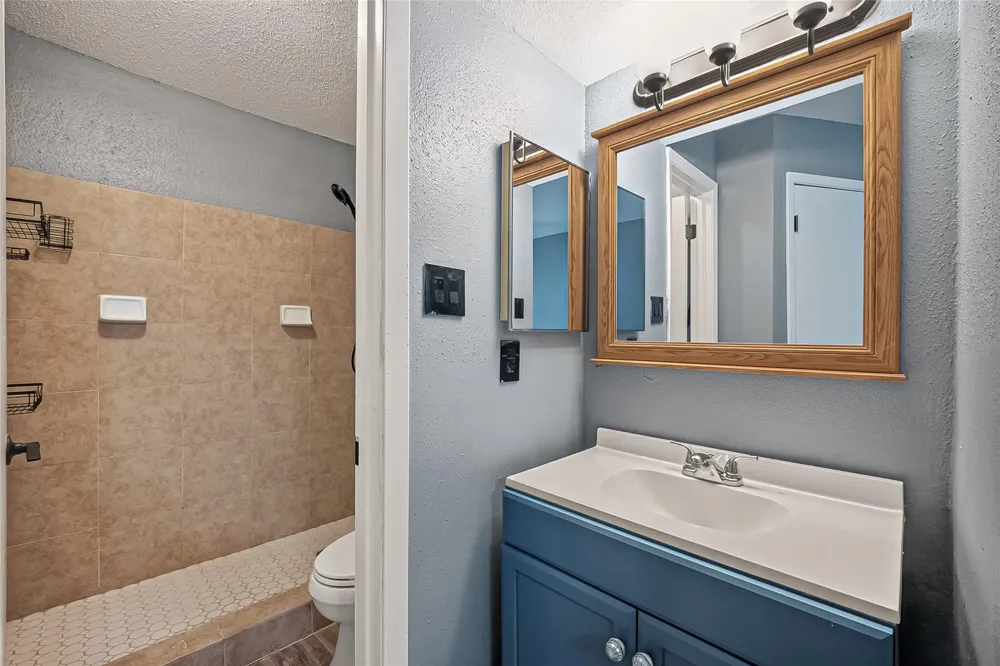 18800 Egret Bay Blvd Boulevard #503 Webster, TX 77058