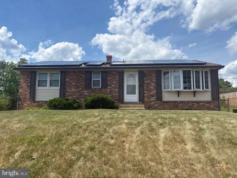 302 BREWSTER DRIVE