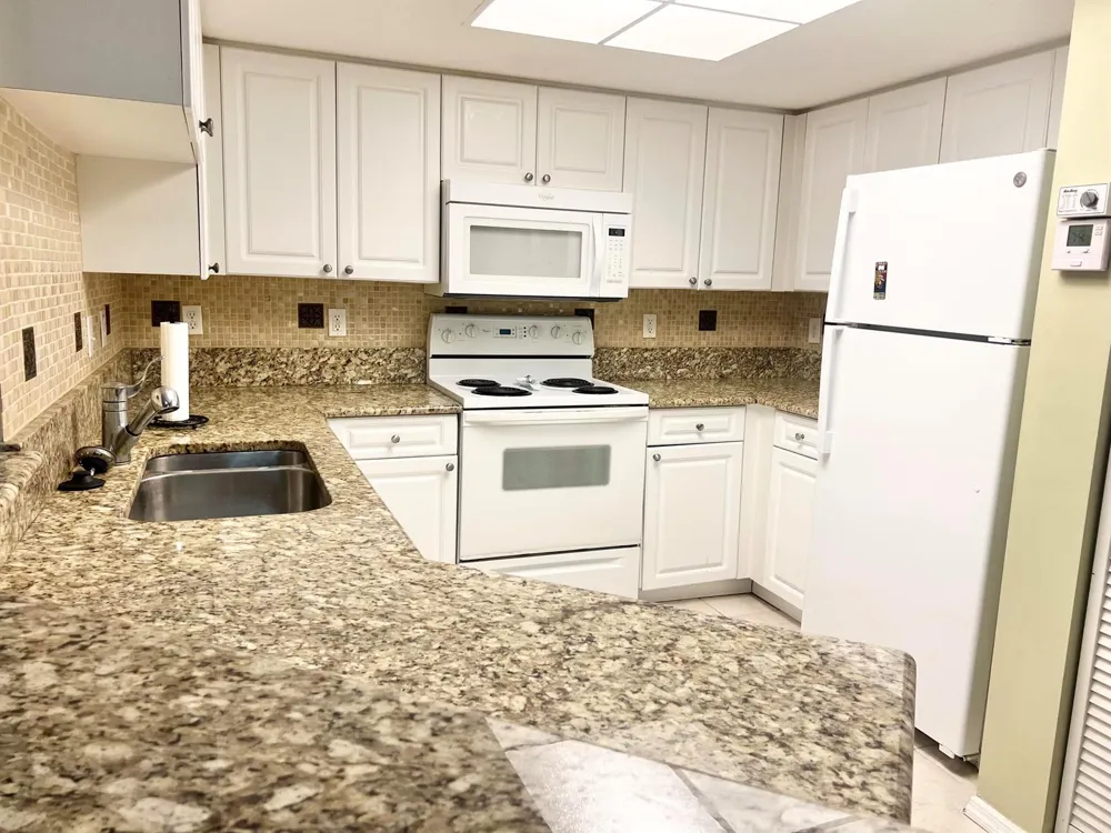 1100 Crestwood Court S #1103 Royal Palm Beach, FL 33411