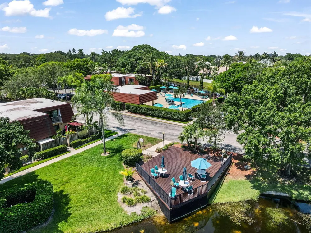 725 NW 99th Circle Plantation, FL 33324