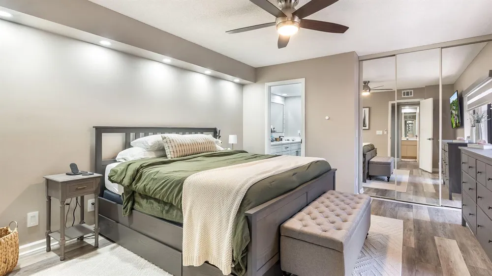 725 NW 99th Circle Plantation, FL 33324