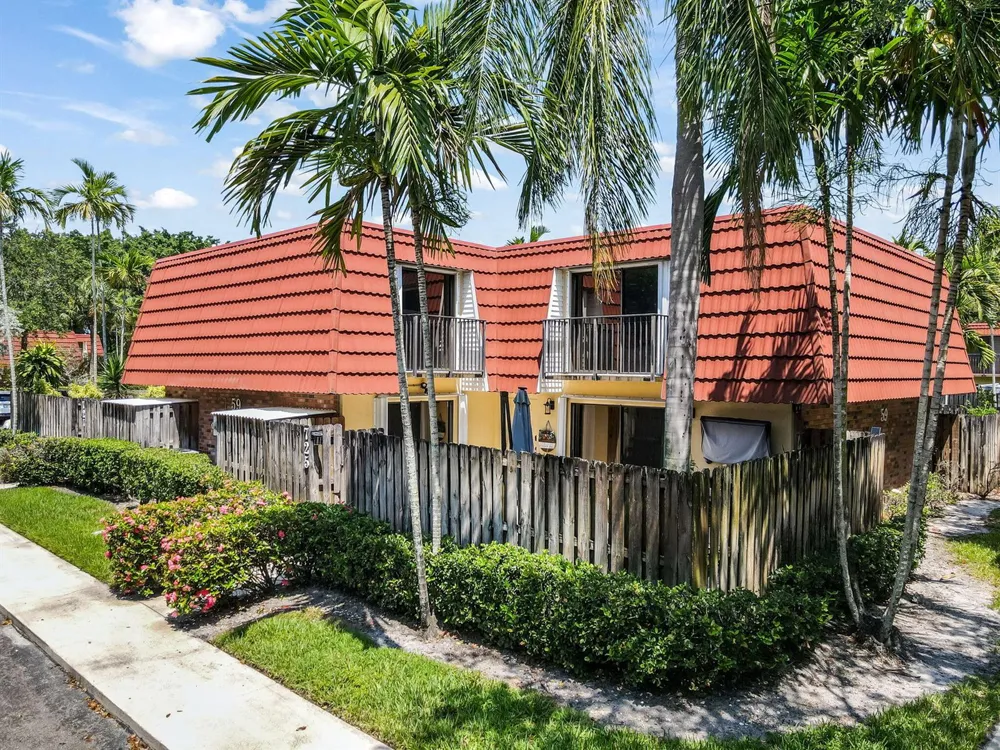 725 NW 99th Circle Plantation, FL 33324