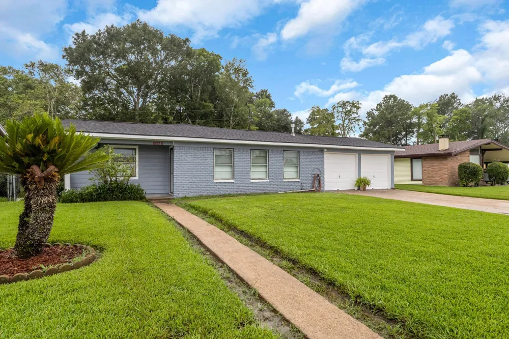 8515 Frazier Drive Beaumont, TX 77707