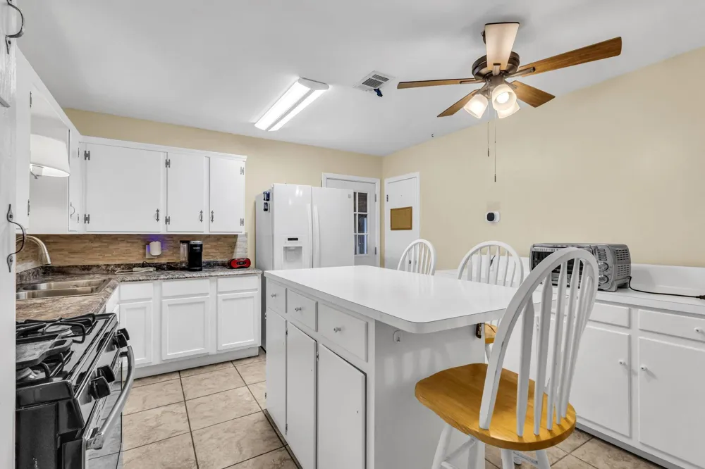 8515 Frazier Drive Beaumont, TX 77707