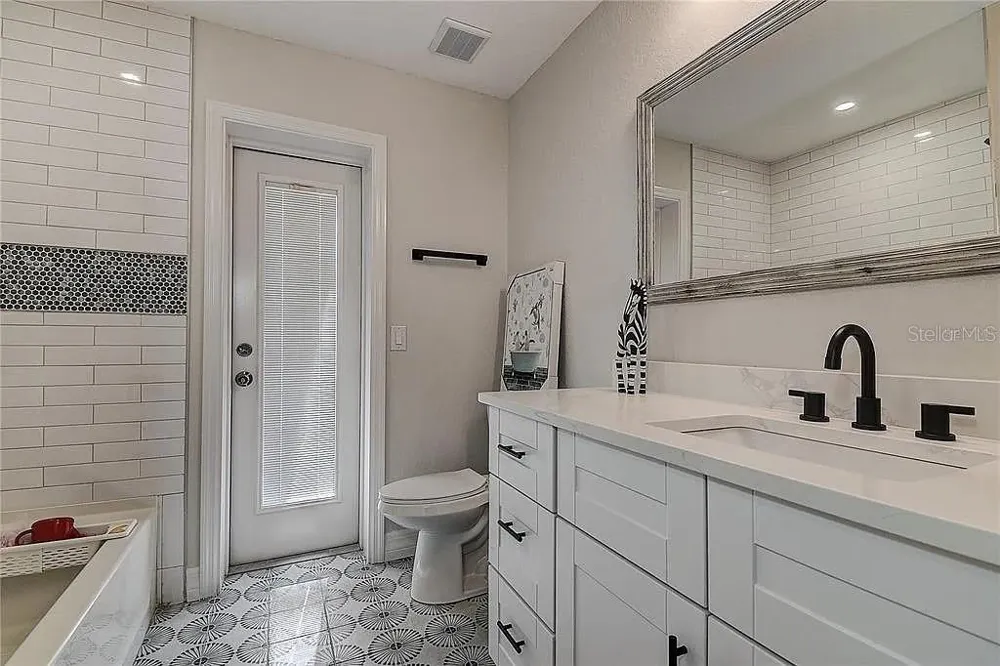 4723 THOMAS HOBY PLACE Sarasota, FL 34241