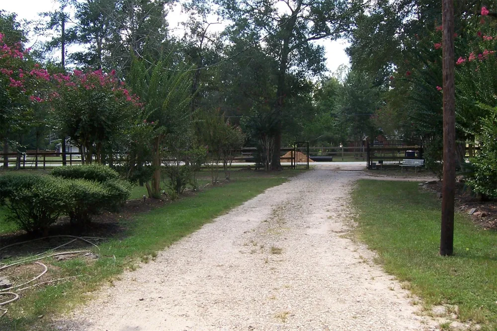 12110 Hillcrest Dr Pinehurst, TX 77362