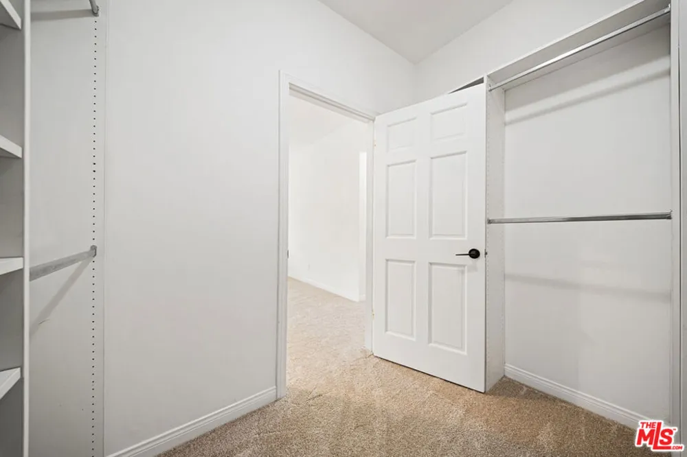 4144 Colfax Avenue Studio City, CA 91604