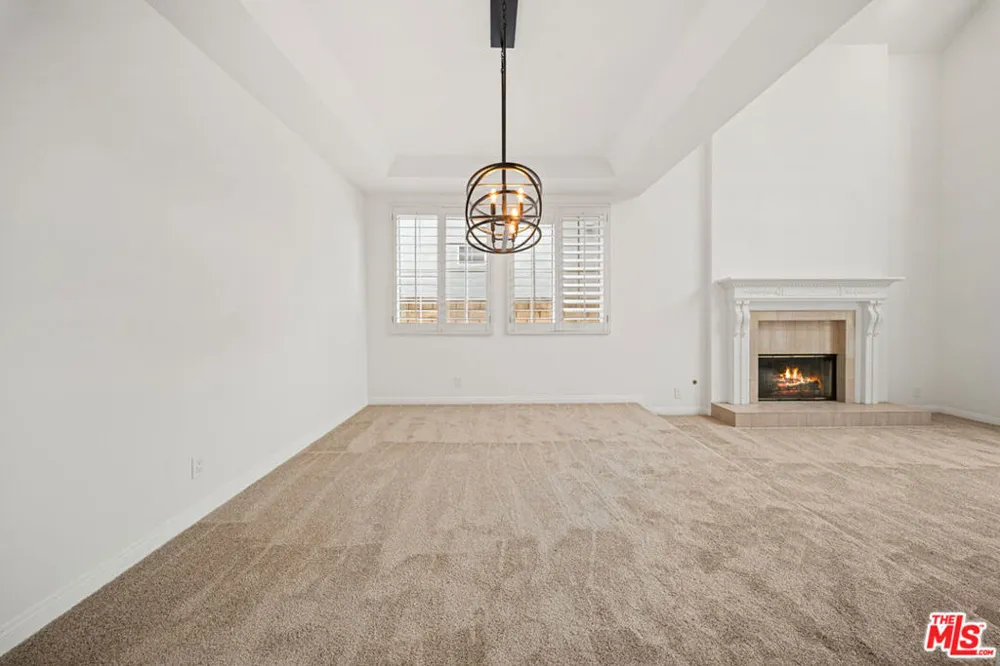 4144 Colfax Avenue Studio City, CA 91604