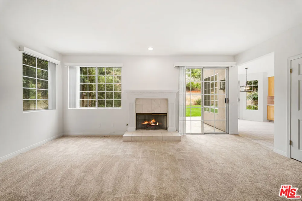 4144 Colfax Avenue Studio City, CA 91604