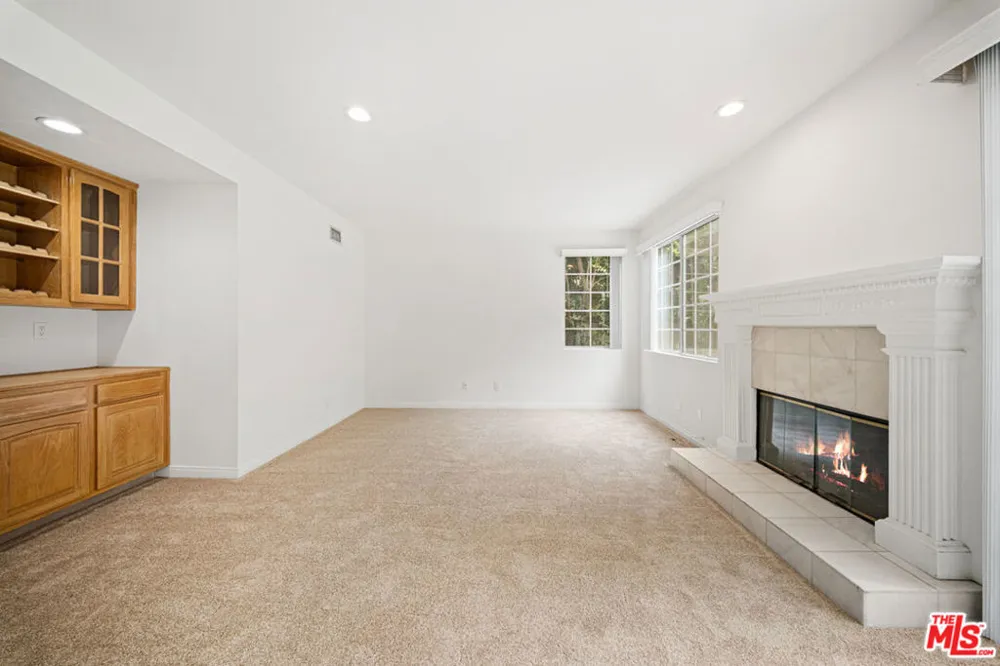 4144 Colfax Avenue Studio City, CA 91604