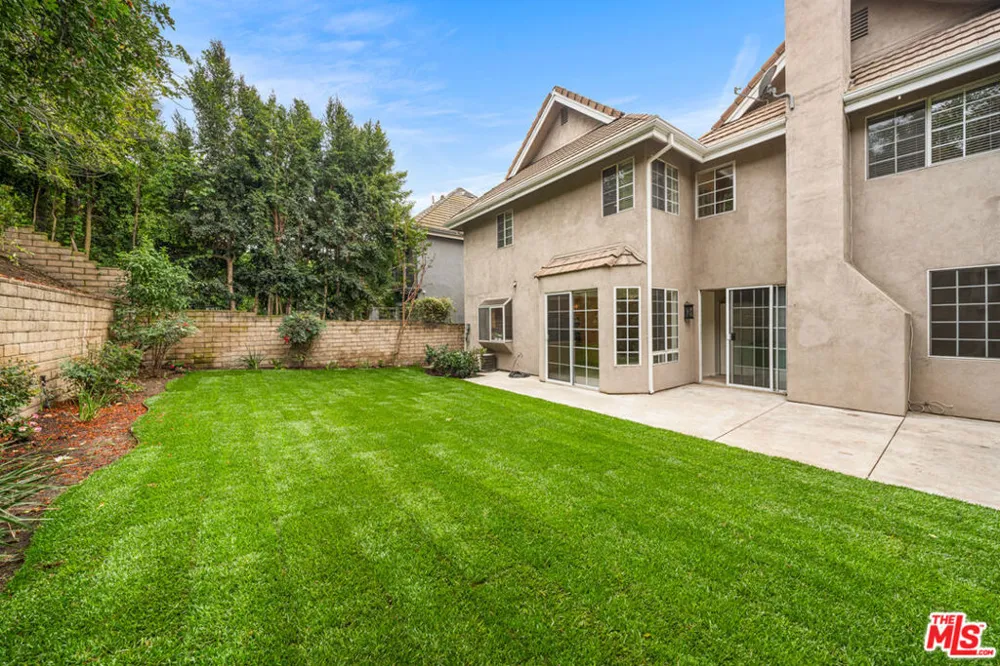 4144 Colfax Avenue Studio City, CA 91604