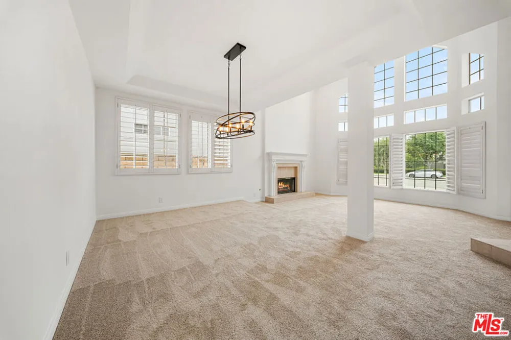 4144 Colfax Avenue Studio City, CA 91604