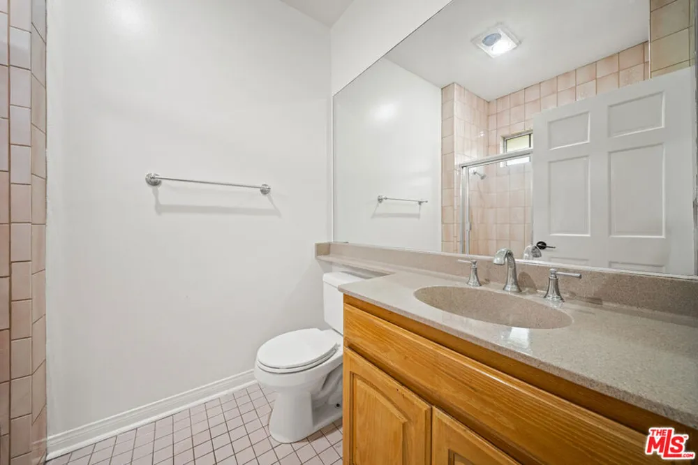 4144 Colfax Avenue Studio City, CA 91604