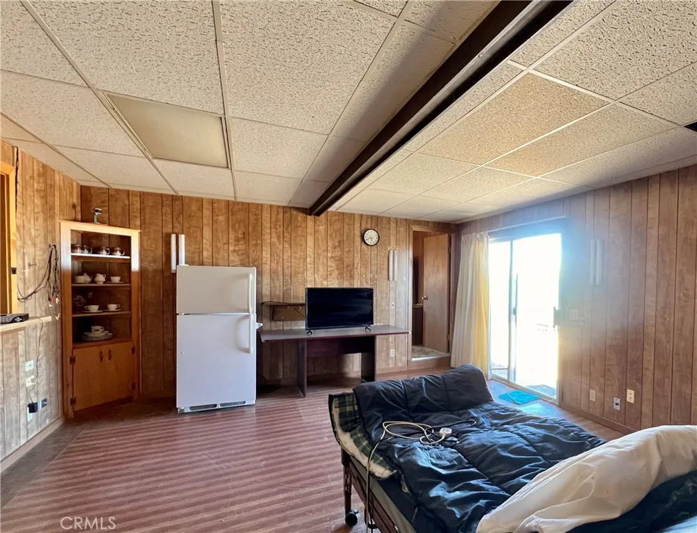 31210 Libra Llano, CA 93544