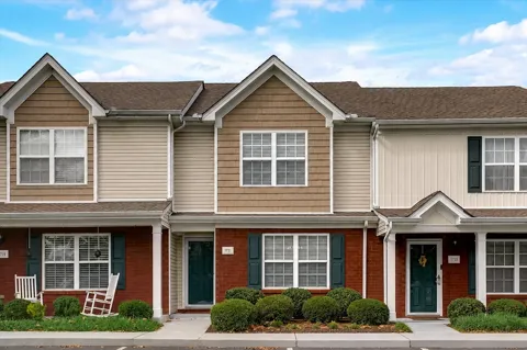 1721 Red Jacket Dr